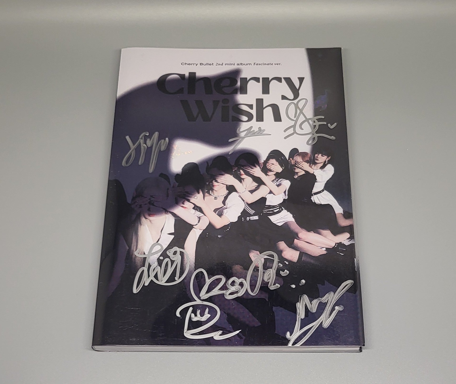 SIGNED CD Cherry Bullet - 2nd Mini Album [Cherry Wish]